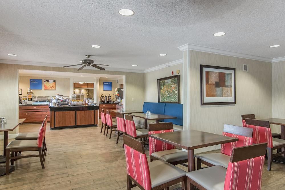 Comfort Inn Evansville East Exterior photo