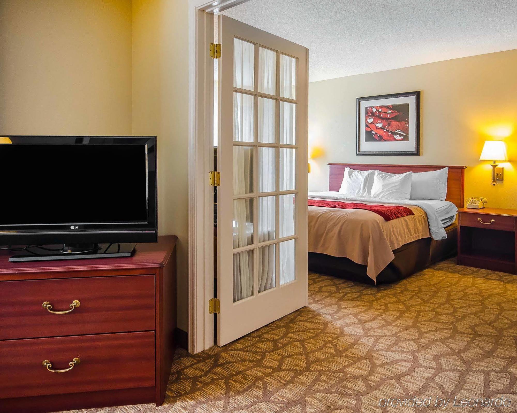 Comfort Inn Evansville East Exterior photo